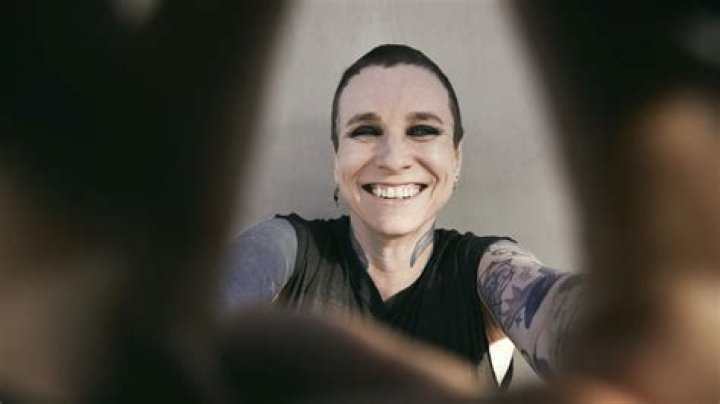 Laura Jane Grace Height, Weight, Net Worth, Age, Birthday, Wikipedia, Who, Nationality, Biography