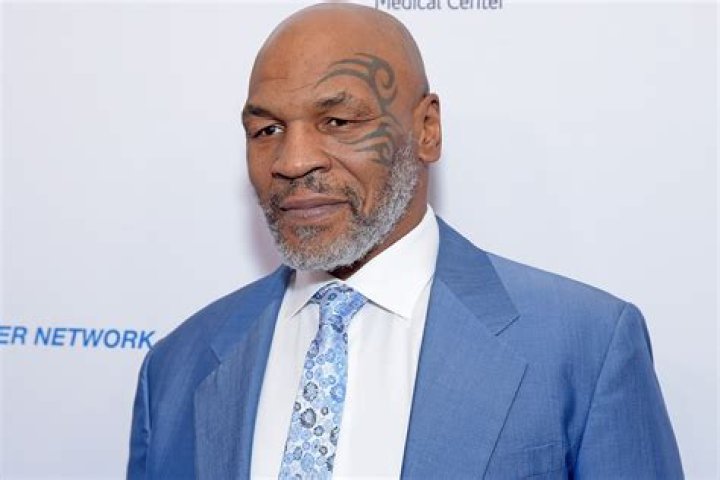 
The Untold Truth About Mike Tyson’s Three Ex-Wifes – Biography 